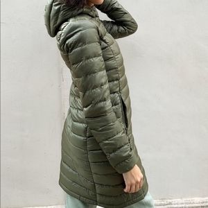 Aritzia TNA Botanie Green Lightweight Puffer Fall Jacket